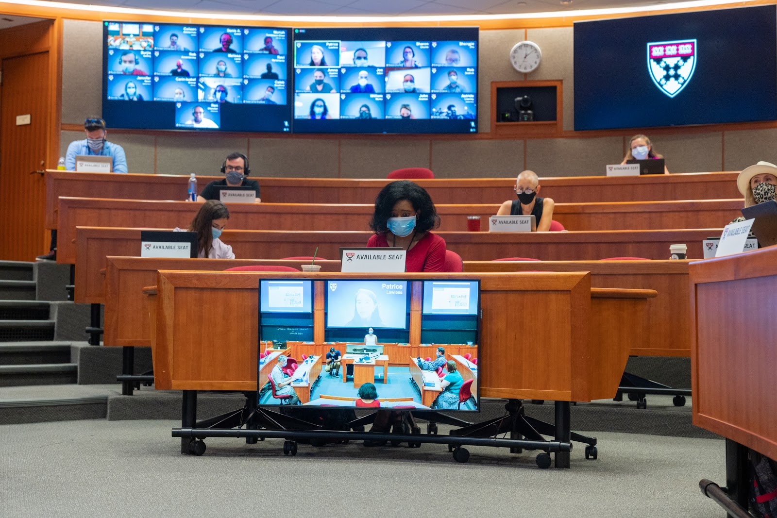 Zoom Meetings in COVID-19 Pandemic | Zoom Product Strategy Zoom Meetings in COVID-19 Pandemic | Zoom Product Strategy